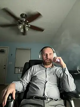 Drewsplayroom online show from August 10, 1:31 am
