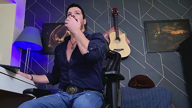 ChrisKox online show from November 30, 3:54 am