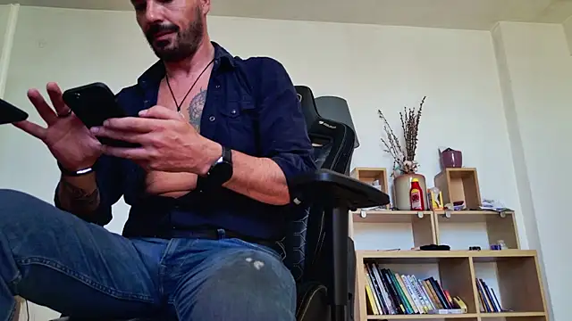 ChrisKox online show from May 16, 8:55 am