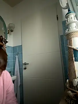 Snapshot of BootyLola chatting on October 23, 3:00 pm BootyLola online show from October 23, 3:00 pm