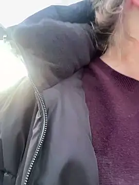 Snapshot of BootyLola chatting on November 12, 3:12 pm BootyLola online show from November 12, 3:12 pm