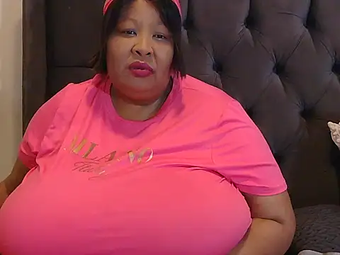 Snapshot of nancy111 chatting on March 27, 2:17 am nancy111 online show from March 27, 2:17 am