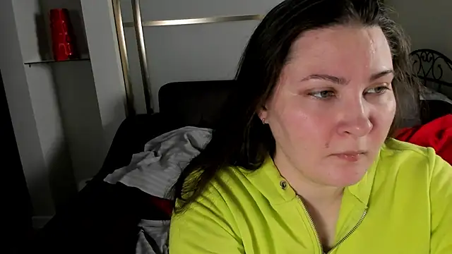 Snapshot of MarySwon chatting on December 26, 10:09 pm MarySwon online show from December 26, 10:09 pm