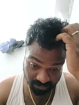 Snapshot of mikki1355 chatting on December 1, 6:46 pm mikki1355 online show from December 1, 6:46 pm