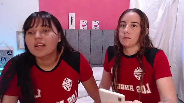 Snapshot of Sophie_And_Alis chatting on December 13, 2:38 pm Sophie And Alis online show from December 13, 2:38 pm