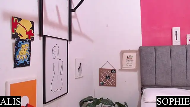 Sophie And Alis online show from February 19, 10:45 am