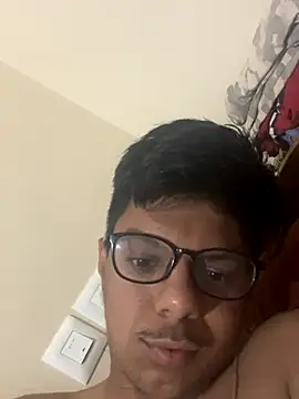 Snapshot of pavanboy chatting on December 2, 4:35 pm pavanboy online show from December 2, 4:35 pm