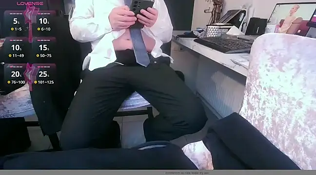 Snapshot of jiminpete chatting on December 4, 8:56 am jiminpete online show from December 4, 8:56 am