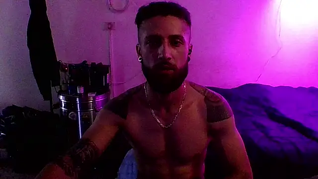 lucky johanson online show from January 13, 9:31 pm