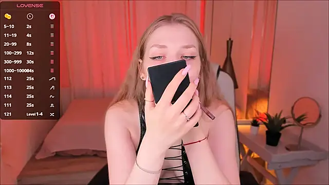 DakotaMabs online show from November 30, 6:50 am