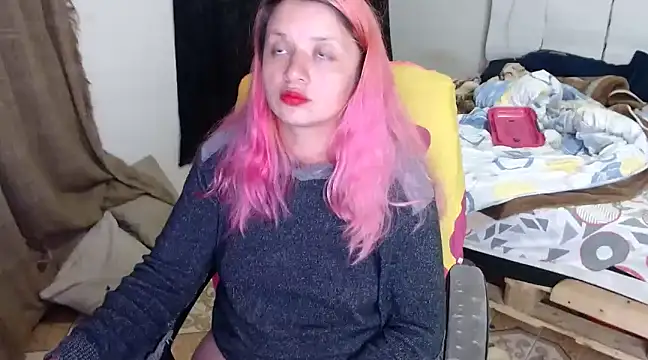 kattydirtylol online show from December 14, 12:33 am