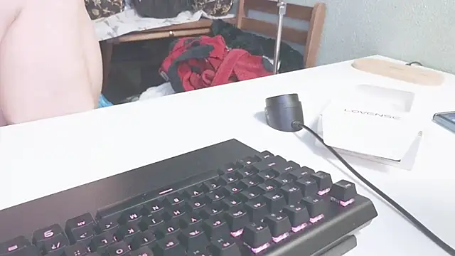 karmija online show from October 25, 9:20 pm