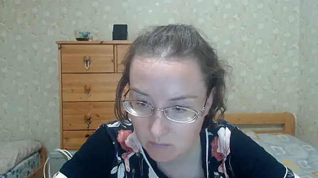 Snapshot of Smart_Rose chatting on September 17, 1:46 pm Smart Rose online show from September 17, 1:46 pm