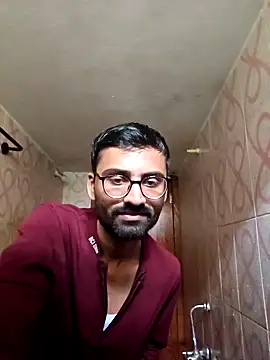 Snapshot of krishna8035 chatting on December 22, 9:44 am krishna8035 online show from December 22, 9:44 am