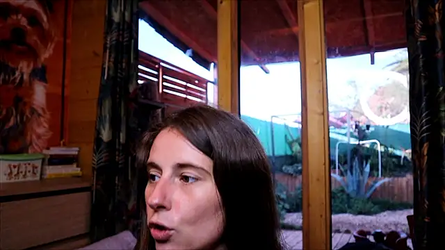 Snapshot of LittleMe97 chatting on March 1, 8:49 am LittleMe97 online show from March 1, 8:49 am