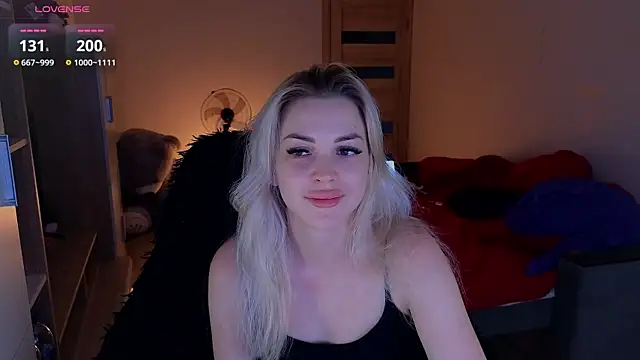 MilanaOmg online show from June 25, 6:01 pm