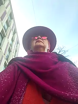 MucMilf59 online show from November 13, 9:30 am