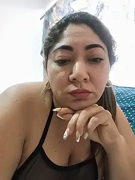 kendra fire online show from May 31, 4:47 pm