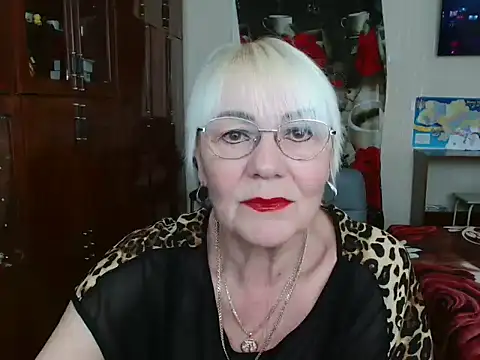 JenaCheim online show from February 12, 7:44 am