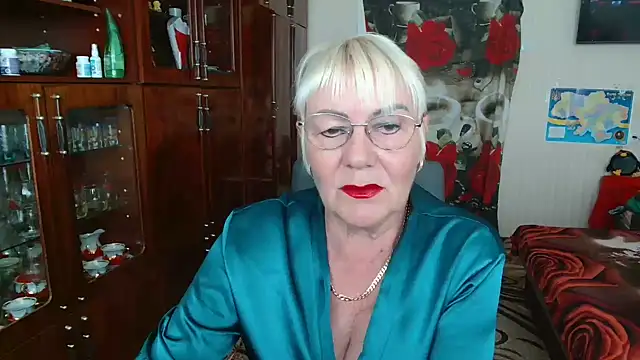 JenaCheim online show from May 16, 6:32 am