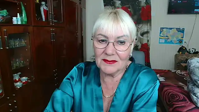 JenaCheim online show from May 22, 5:25 am