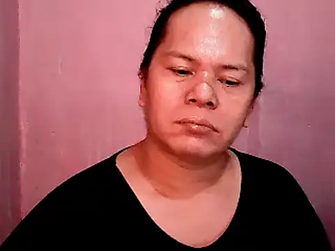 Snapshot of HottyLeciousCum chatting on December 17, 12:44 pm HottyLeciousCum online show from December 17, 12:44 pm