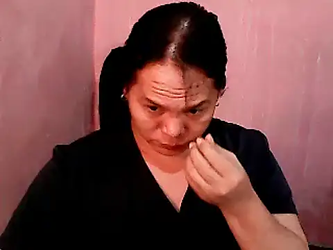 Snapshot of HottyLeciousCum chatting on December 20, 8:27 pm HottyLeciousCum online show from December 20, 8:27 pm