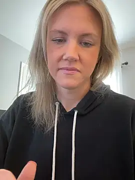 Kay Cakes online show from February 27, 5:02 pm