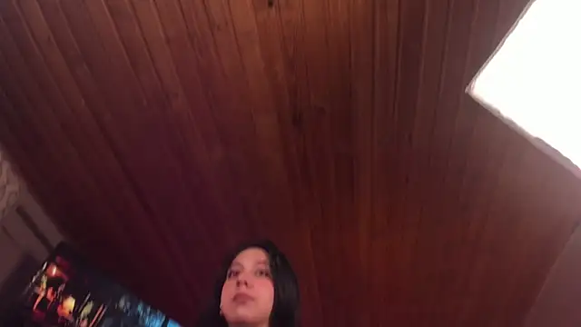 coraline latin online show from February 28, 10:28 pm