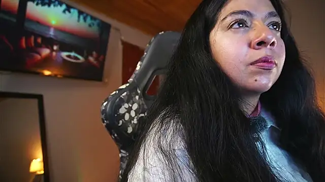 coraline latin online show from April 25, 1:41 pm