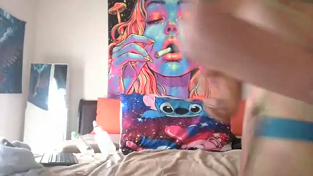 EnticingAaliyah online show from February 19, 4:25 pm