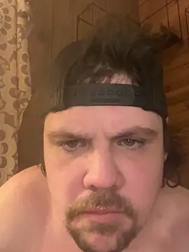 camowamo13 online show from February 9, 3:32 am