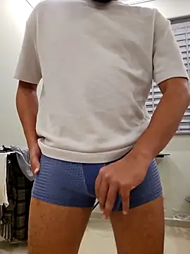 Snapshot of shakir12340 chatting on November 27, 6:54 pm shakir12340 online show from November 27, 6:54 pm