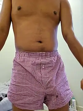 Snapshot of shakir12340 chatting on February 6, 7:56 am shakir12340 online show from February 6, 7:56 am