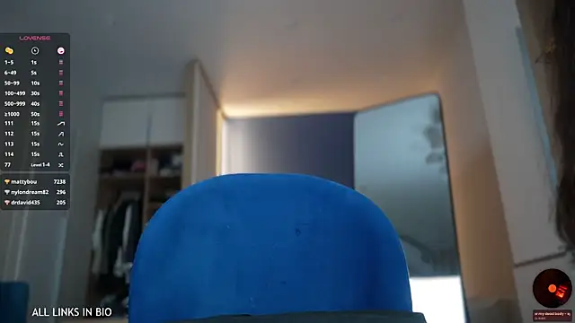 LAUREL HAZEL online show from February 13, 1:40 am