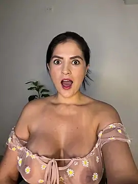 Carolina Novoa online show from December 15, 8:47 pm