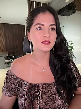 Carolina Novoa online show from October 3, 9:01 pm