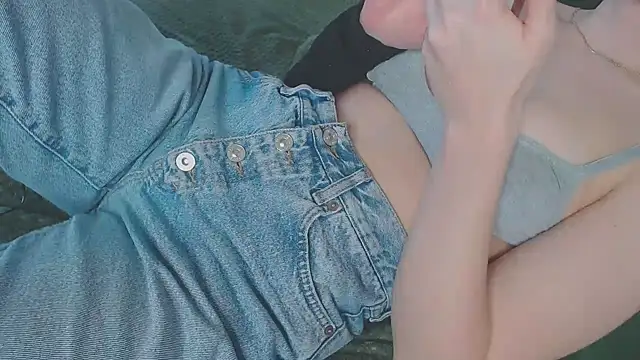 Kiradoll27 online show from February 9, 10:31 am