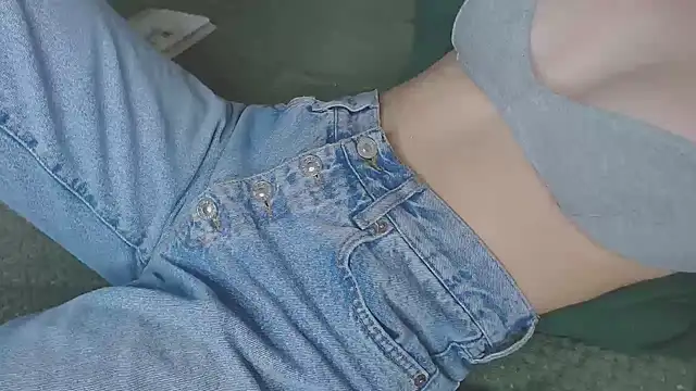 Kiradoll27 online show from February 22, 6:30 pm