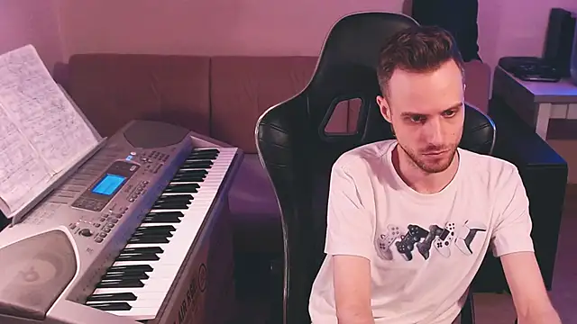 Sweetparker online show from October 12, 8:08 pm