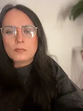 Chic desire online show from March 8, 4:33 pm