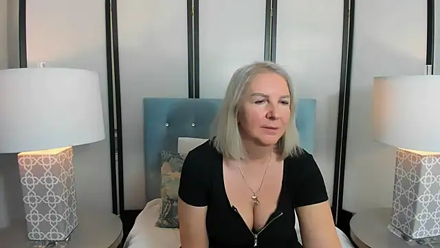 Snapshot of EricaTop chatting on January 9, 7:50 pm EricaTop online show from January 9, 7:50 pm