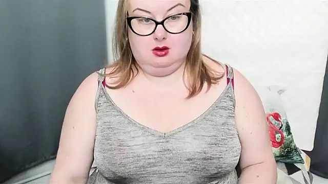 dirtyBonnie online show from December 23, 9:05 am