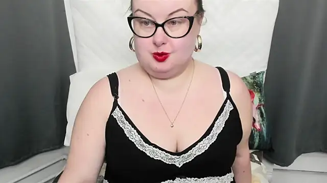 dirtyBonnie online show from March 4, 7:01 pm