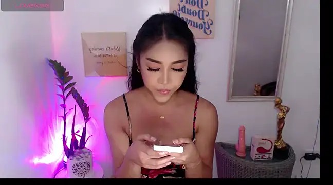 AsianMariaTs online show from March 9, 2:21 pm