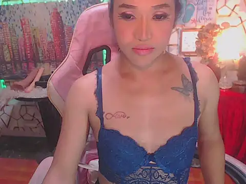 Snapshot of AsianMariaTs chatting on May 8, 2:22 pm AsianMariaTs online show from May 8, 2:22 pm