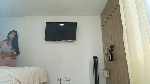 annitax online show from February 15, 4:03 pm