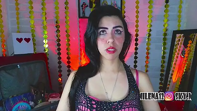 Snapshot of sky_girl1 chatting on February 26, 6:58 am sky girl1 online show from February 26, 6:58 am