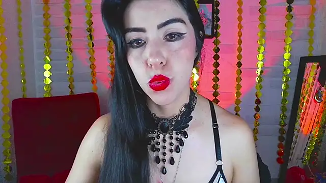 Snapshot of sky_girl1 chatting on March 4, 10:38 pm sky girl1 online show from March 4, 10:38 pm