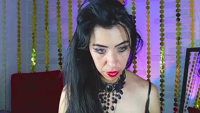 Snapshot of sky_girl1 chatting on March 8, 6:43 am sky girl1 online show from March 8, 6:43 am
